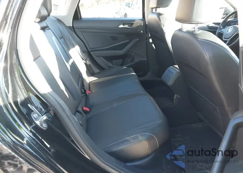 2019 Volkswagen Jetta 1.4T R-Line/1.4T S/1.4T Se z USA, uszkodzony, nr VIN 3VWC57BU4KM120369